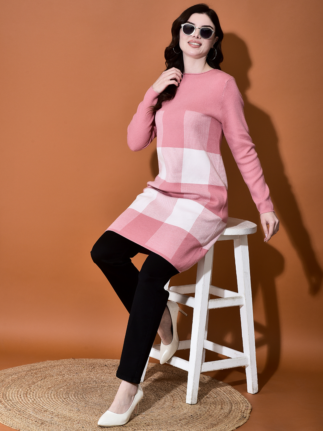 Pink colour