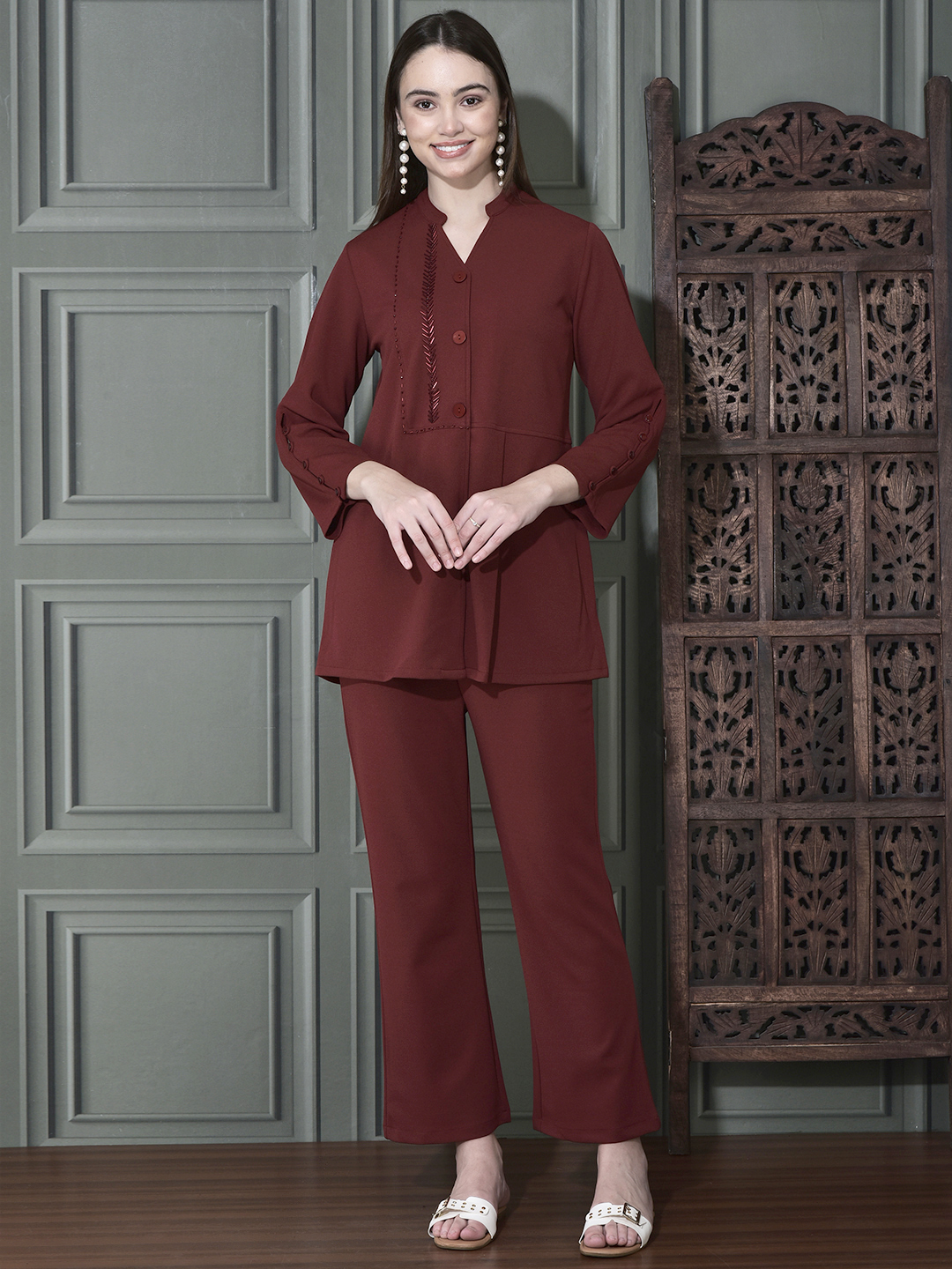 Maroon colour