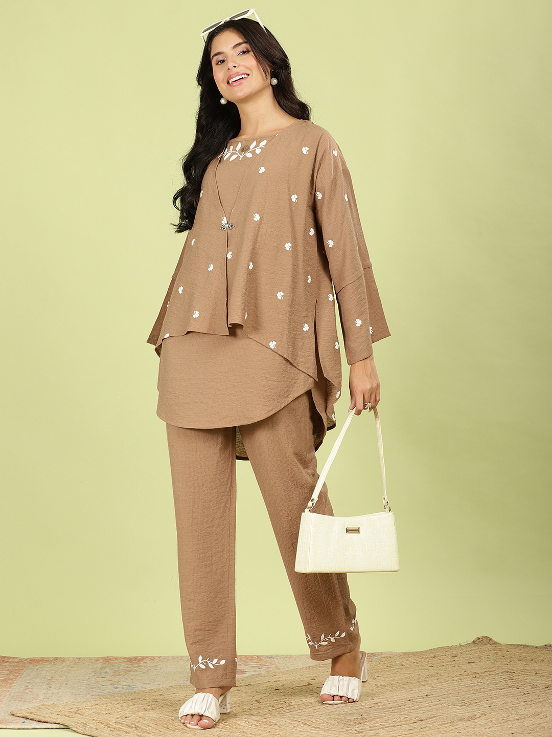 Beige colour