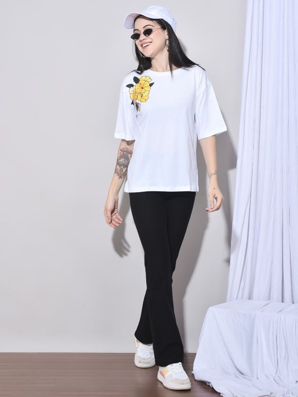 Blossom and Shine Floral Print Oversized T-Shirt for Women - White with Yellow Flower