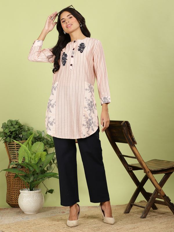 Linear Blooms Embroidered Tunic Shirt for Women - Peach